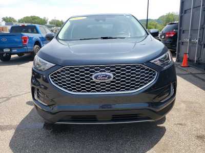 2023 Ford Edge, $31695. Photo 2
