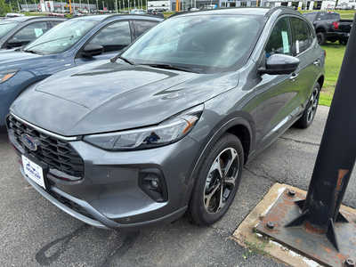 2025 Ford Escape, $36064. Photo 2