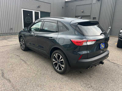 2022 Ford Escape, $26495. Photo 5