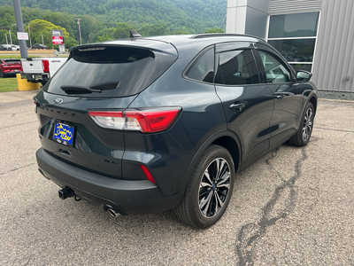 2022 Ford Escape, $26495. Photo 7