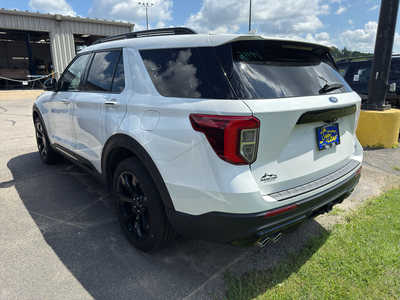 2023 Ford Explorer, $43995. Photo 3