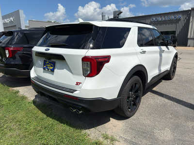 2023 Ford Explorer, $43995. Photo 4