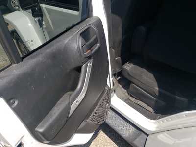 2017 Jeep Wrangler Unlimited, $20695. Photo 11
