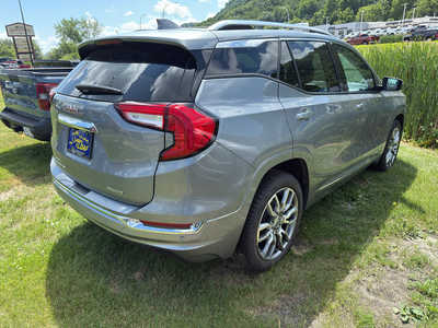 2023 GMC Terrain, $30995. Photo 4