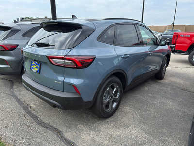 2025 Ford Escape, $32494. Photo 4