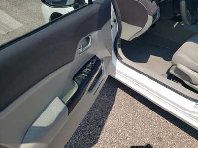 2012 Honda Civic, $8995. Photo 10