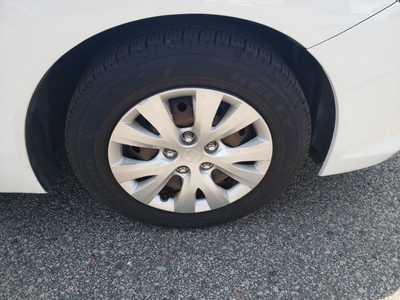 2012 Honda Civic, $8995. Photo 9
