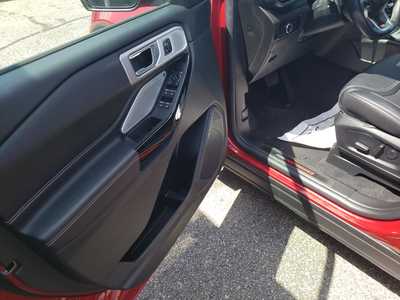 2023 Ford Explorer, $45995. Photo 10