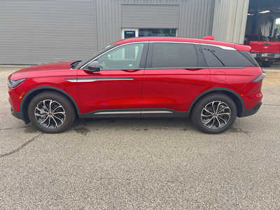 2024 Lincoln Nautilus, $46495. Photo 3
