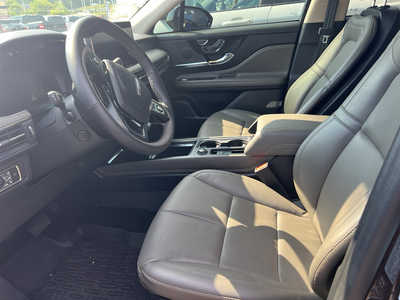 2023 Lincoln Corsair, $30695. Photo 5