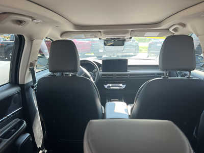 2023 Lincoln Corsair, $30695. Photo 9