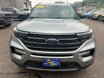 2022 Ford Explorer, $32495. Photo 2