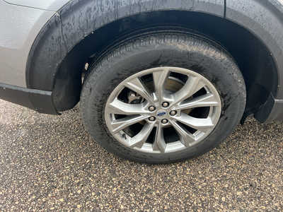 2022 Ford Explorer, $32495. Photo 8