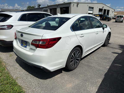 2018 Subaru Legacy, $14995. Photo 4