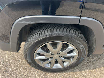 2018 Jeep Cherokee, $17770. Photo 8