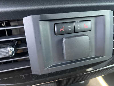 2025 Ford F150 Crew Cab, $69995. Photo 8