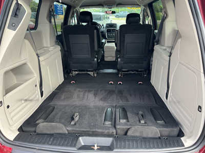 2016 Dodge Caravan, Grand, $7495. Photo 8