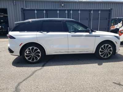 2024 Lincoln Nautilus, $50995. Photo 8