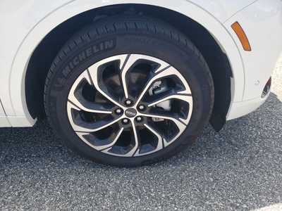 2024 Lincoln Nautilus, $50995. Photo 9