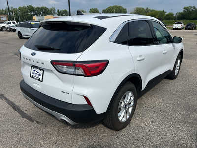 2021 Ford Escape, $22295. Photo 4