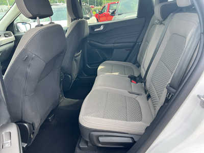 2021 Ford Escape, $22295. Photo 7