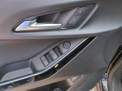 2025 Chevrolet Equinox, $31995. Photo 12