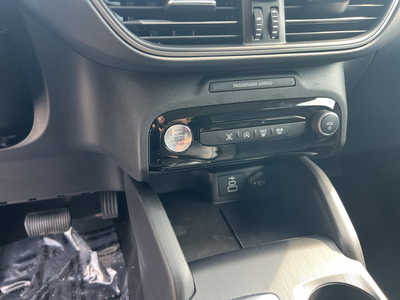 2025 Ford Escape, $28650. Photo 10