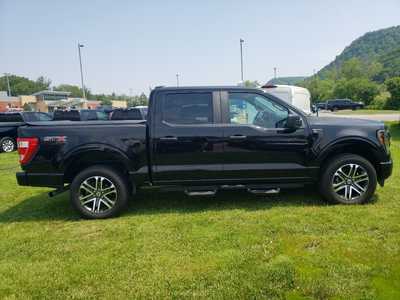 2023 Ford F150 Crew Cab, $40995. Photo 8