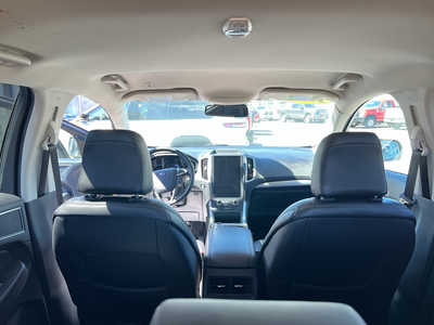 2024 Ford Edge, $25995. Photo 11