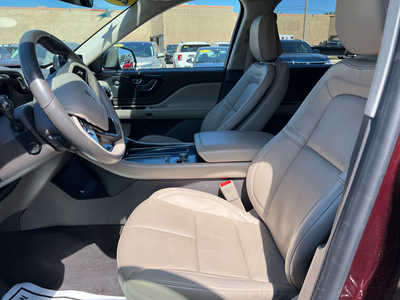 2020 Lincoln Aviator, $33995. Photo 7