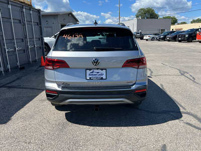 2024 Volkswagen Taos, $23995. Photo 5
