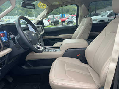 2023 Ford Expedition, $56995. Photo 5