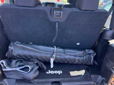 2013 Jeep Wrangler, $14495. Photo 5