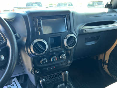 2013 Jeep Wrangler, $14495. Photo 8