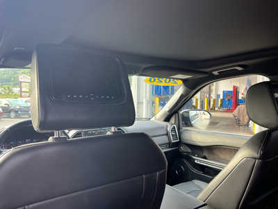 2020 Ford Expedition, $29995. Photo 7