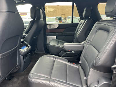 2024 Lincoln Navigator L, $77995. Photo 7