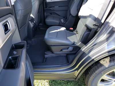 2025 Ford Explorer, $44917. Photo 12