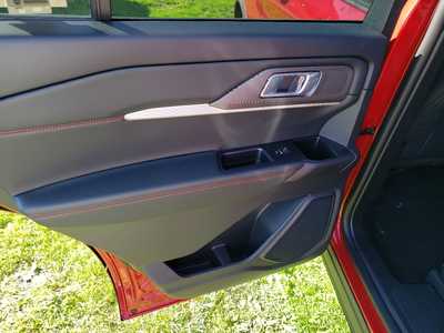 2025 Ford Explorer, $46105. Photo 11
