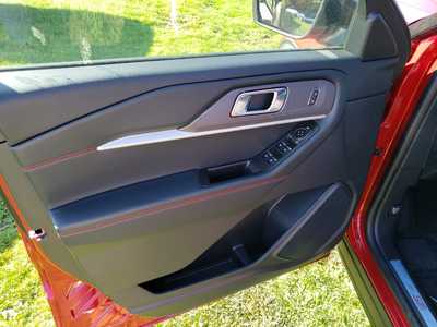 2025 Ford Explorer, $46105. Photo 9