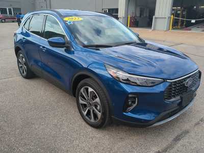 2023 Ford Escape, $29500. Photo 4