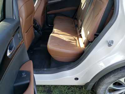 2022 Lincoln Nautilus, $38500. Photo 11