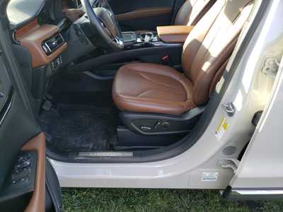 2022 Lincoln Nautilus, $38500. Photo 9