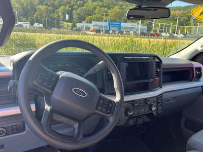 2024 Ford F350 Crew Cab, $56500. Photo 8