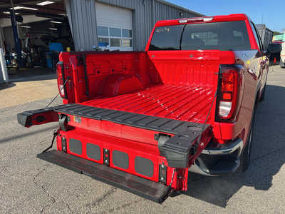 2024 GMC 1500 Crew Cab, $38889. Photo 6