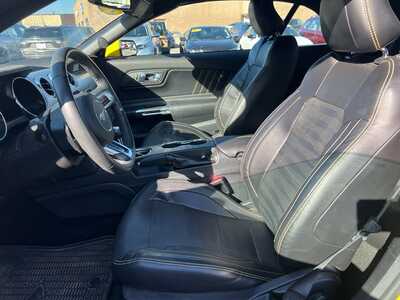 2017 Ford Mustang, $29995. Photo 10