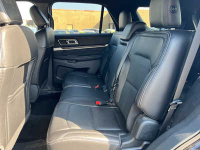2018 Ford Explorer, $21000. Photo 6