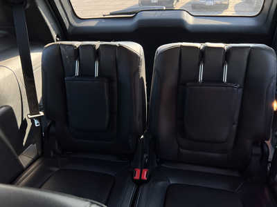 2018 Ford Explorer, $21000. Photo 7