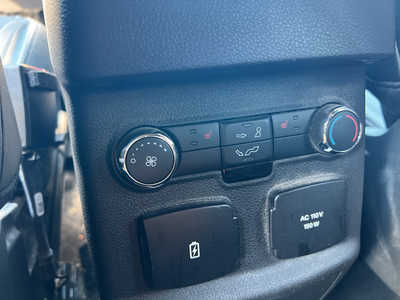 2018 Ford Explorer, $21000. Photo 8