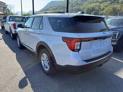2025 Ford Explorer, $42552. Photo 3