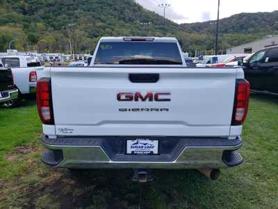 2021 GMC 2500 Crew Cab, $43250. Photo 5